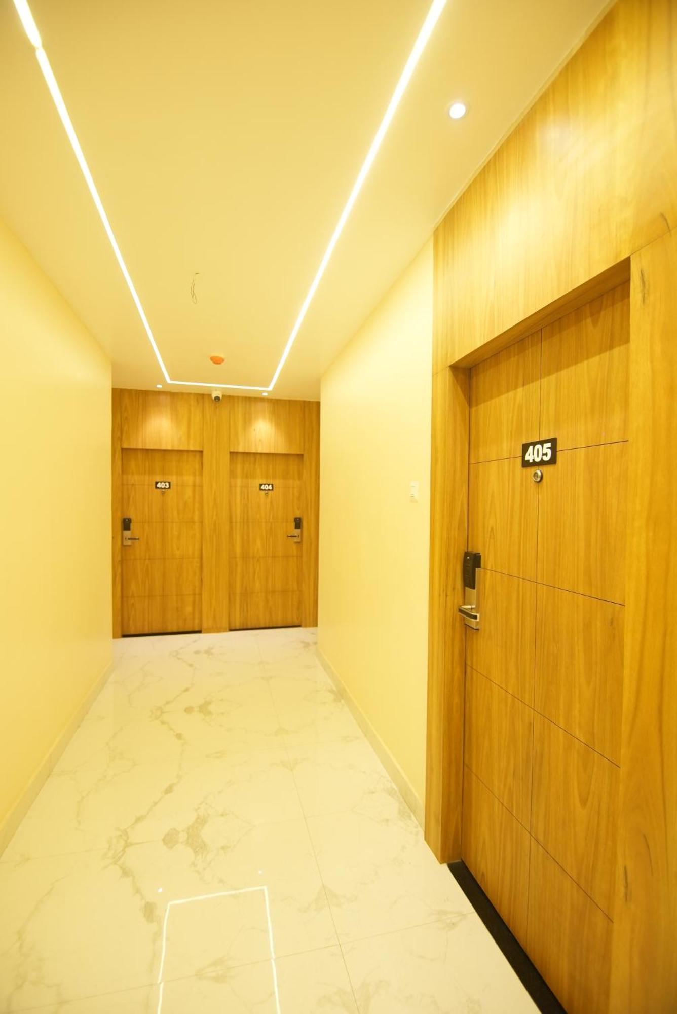 Hotel Dc Star Kolkata Bagian luar foto