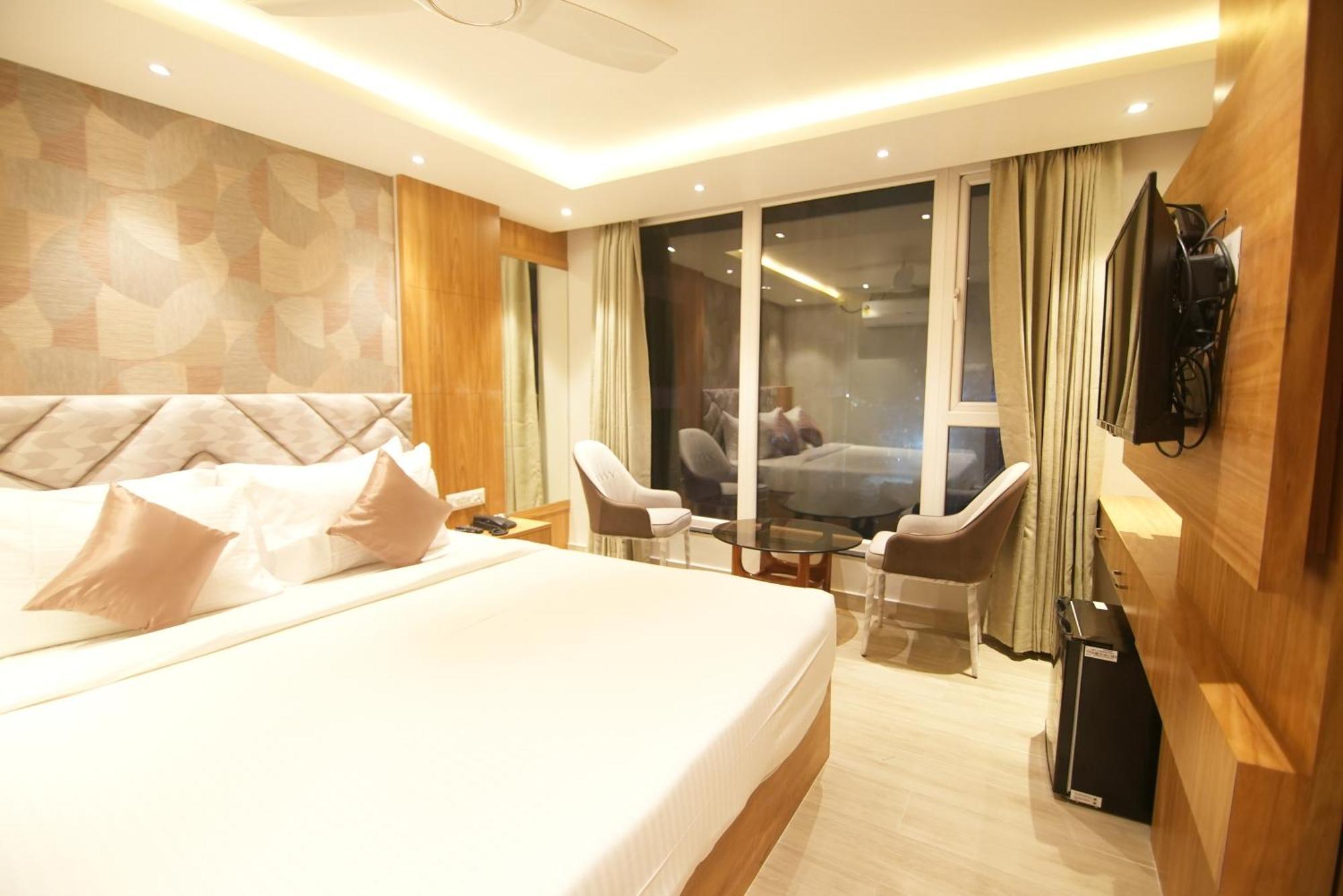 Hotel Dc Star Kolkata Bagian luar foto
